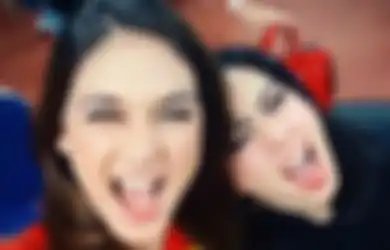 Sempat Perang Dingin hingga Kini Bak Orang Asing, Beredar Potret Syahrini dna Luna Maya yang Makan dan Merokok Bareng