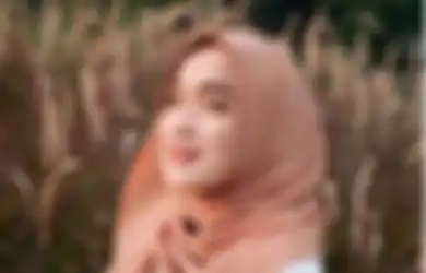 Usai Pisah dari Ayus Sabyan Begini Kabar Ririe Fairus Sekarang, Ternyata Sudah Ada Cincin Melingkar di Jari Manisnya, Netizen Heboh Tebak Gandengan Barunya!