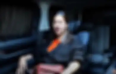 Bak Tertampar Kenyataan, Paula Verhoeven Syok Lihat Isi Kiriman Paket Misterius Ini, Mulanya Berharap Dapat Kejutan Mewah dari Suami: Ih Bau Banget!