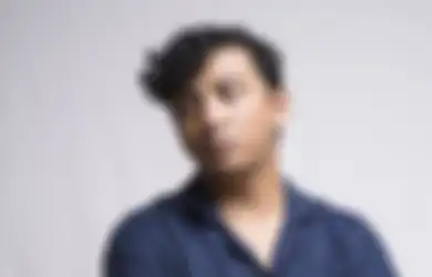 10 Rekomendasi Lagu Indie Terfavorit Milik Sal Priadi Pilihan HAI!