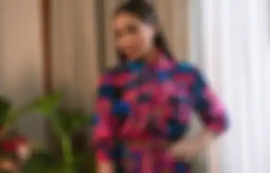 Raffi Ahmad Sebut Istrinya Kerap Menangis di Kehamilan Anak Kedua, Siapa Sangka Penampilan Nagita Slavina di Pemotretan Brand Tas Lokal Justru Curi Perhatian