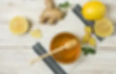 Tidak Ada Jahe dan Madu Untuk Hilangkan Uban? Pakai Saja 3 Bumbu Dapur Ini, Dijamin Kaget Lihat Hasilnya Tampak 30 Tahun Lebih Muda!