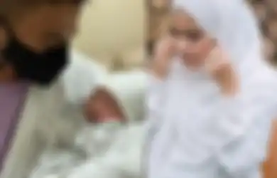 Keberadaan Rizki D'Academy Langsung Dipertanyakan, Nadya Mustika Singgung Soal Bimbang Kala Unggah Foto Bareng Buah Hatinya: Aku Dikuatkan...