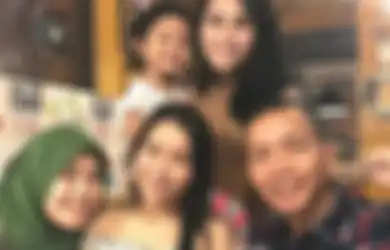 Pantas Ayu Ting Ting Tak Kunjung Nikah Lagi, Paranormal ini Terawang Sosok yang Selama Ini Membebani Sang Artis Kondang