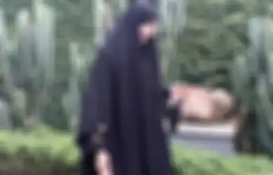Pamer Foto Bareng, Irwansyah Sebut Laudya Cynthia Bella Haus Ilmu Agama, Suami Zaskia Sungkar: MasyaAllah