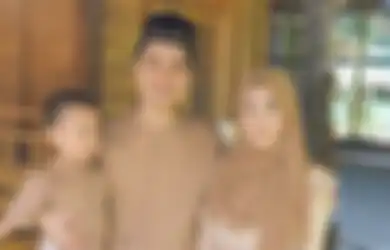 Pernikahannya Kandas Setelah 5 Tahun Berjuang, Alvin Faiz: Saya dan Larissa Mohon Maaf Karena Belum Bisa Memberikan Contoh yang Baik...