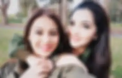 Segera Injakkan Kaki di Tanah Air Usai Pulang Dari Turki, Ashanty Belikan Oleh-oleh Tas Branded Mahal Kesukaan Aurel Hermansyah, Intip Penampakannya 