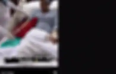 Mendadak Unggah Foto Hitam Polos, Ini Pesan Nikita Mirzani Sebelum Naik Meja Operasi, Nyai Depresi?