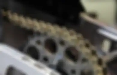 Mau Safety dan Hemat Biaya? Inilah 4 Tips Merawat Rantai Sepeda Motor Biar Tetap Awet