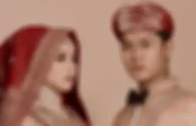 Rizky Billar Pesan 17 Busana untuk Acara Lamarannya, Sang Desainer Ungkap Hanya Digarap dalam 10 Hari: Sesuai Permintaan...