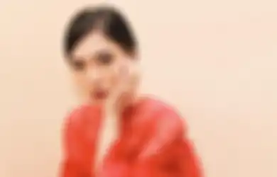 Enggak Pernah Ngalamin Rambut Lepek, Isyana Sarasvati Lakukan Hal Ini!