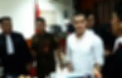 Hidupnya Carut Marut Usai Kepergok Kumpul Kebo dengan Janda hingga Punya Anak, Aktor Ganteng Ini Kini Pasrah Hadapi Hukuman Mati di Depan Matanya, Permintaan Selama di Penjara Bikin Menyayat Hati