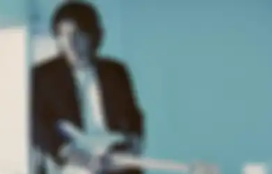 John Mayer Rilis 'Last Train Home' Lengkap dengan Video Klip Vibe 80s