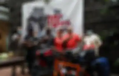 Romantisnya Suami Istri Berusia 70-an Rayakan Umur Senja dengan Bersepeda dari Aceh ke Lampung