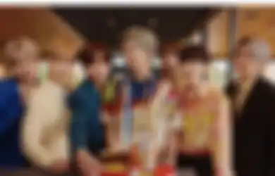 Wow! Nugget McD x BTS Berbentuk Among Us Terjual Rp 1,4 miliar di eBay