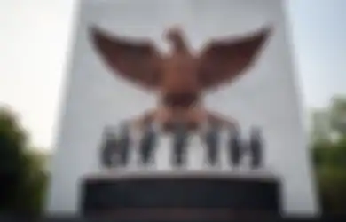 Penerapan Pancasila Sebagai Dasar Negara pada Masa Awal Kemerdekaan, Sempat Terjadi Beberapa Pemberontakan untuk Mengganti Pancasila