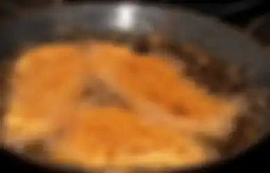 Biar Kantong Belanja Nggak Jebol, Ternyata Cuma Pakai Cara ini Efektif Bikin Hemat Pakai Minyak Goreng, Hasilnya Memuaskan