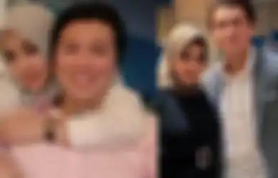 Berani Undang Artis Papan Atas Saat Launching 2 Minggu Lalu, Restoran Mewah Syahrini dan Reino Barack Mendadak Dikabarkan Tutup, Bangkrut?