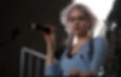 Grimes Rilis Cuplikan Lagu Baru Berjudul 'Shinigami Eyes' di Discord