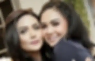 2 Kali Nikah tapi Tetap Tak Bisa Urus Masalah Rumah Tangganya Sendiri, Krisdayanti Sampai Minta Tolong Bantuan Sang Kakak, Yuni Shara Singgung Posisi Istri Raul Lemos yang Sulit!