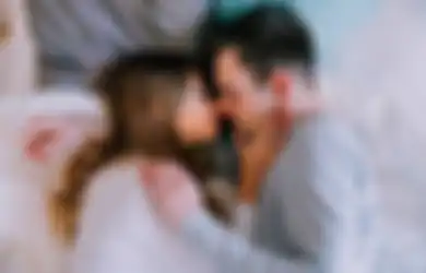 Termasuk Aktivitas Seksual, Benarkah Petting Bisa Sebabkan Kehamilan?