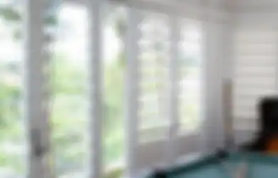 Penting untuk Rumah Tropis, Rekomendasi Jenis Jendela yang Paling Optimal Alirkan Udara
