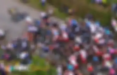 Hampir 60 Pesepeda Jatuh hingga 21 Lainnya Cedera Parah, Wanita yang Sebabkan Kecelakaan Tour de France Dicari Pihak Polisi, 'Dia Sudah Kabur Duluan'