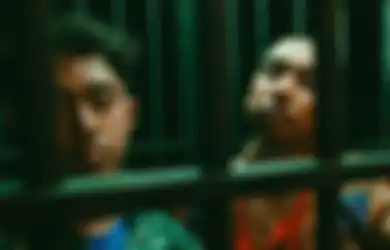 Dengerin Single Baru Rayi Putra feat. Laze, Yang Merasa Bucin Merapat!