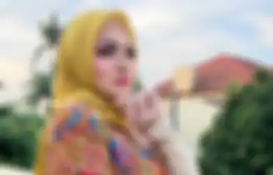 Sempat Beredar Video Syur 20 Detik Mirip Nathalie Holscher, Istri Komedian Sule Ini Sudah Kantongi Alamat Lengkap Pelaku yang Diduga Mantan Pacar : Jangan Sembunyi Lu!