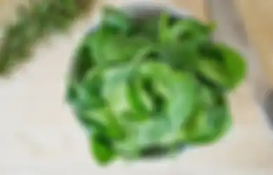 Selama Ini Dikira Aman dan Menyehatkan, Siapa Sangka Sayur Bayam Pantang Dikonsumsi Orang dengan Kondisi Ini, Efeknya Bisa Fatal Banget