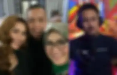 Ayah Rozak Sering Blunder Soal Isu Ayu Ting Ting, Denny Darko: Aduh Kasihan Ini, Orang Lugu Kalau Ngomong Bakal Dipelintir 
