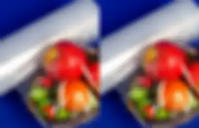 Tak Hanya Buat Bungkus Makanan, Plastik Wrap Ternyata Bisa Hilangkan Kerak di Oven, Begini Cara Mudah yang Wajib Dipraktekkan di Rumah