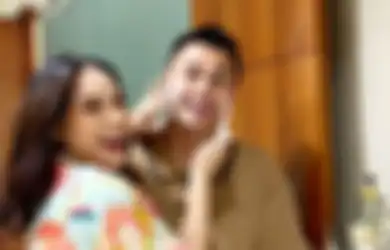 Pulang Bawa Belanjaan Daging Rp 1,2 Juta, Raffi Ahmad Beri Pujian Setinggi Langit Usai Cicipi Masakan Buatan Nagita Slavina : Kamu Enak sih Masaknya