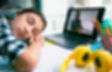Tahun Ajaran Baru, Lakukan 5 Hal Ini Biar Enggak Kesiangan Kelas Pagi!