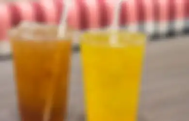 Minum dari Gelas Plastik Bisa Bikin Imun Turun? Ini Alasannya