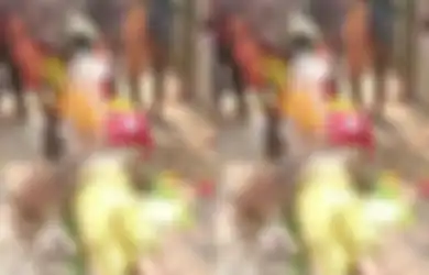 Bikin Merinding, Mayat Pria Ini Disiram hingga Dipukuli Oleh Sekelompok Warga, Terbongkar Alasan Mereka yang Tak Disangka
