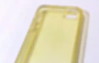 Bisa Jadi Sarang Kuman yang Bikin Kamu Sakit-sakitan, Bersihkan Segera Case Hp dengan 3 Cara Super Mudah Ini