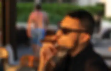 Pamer Foto Bermasker TNI, Mantan Ayu Ting Ting Protes ke Jokowi, Femmy Permatasari: Bravo My Brother
