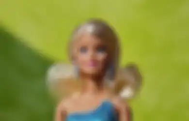 Rombak Wajah Serupa Barbie Lewat Operasi Plastik, Penampilan Baru Wanita Ini Justru Dicibir dan Digeruduk Komentar Nyinyir