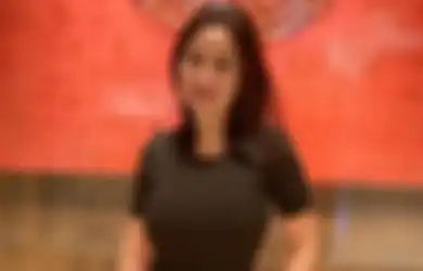 Statusnya Nenek 1 Cucu, Wanita Ini Tetap Tampil Awet Muda Sampai Dijuluki Pemersatu Bangsa, Fantasinya Suka Pakai Kostum!
