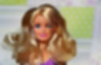 Terobsesi Jadi Boneka Barbie, Wanita Ini Nekat Permak Bibirnya Hingga 17 Kali, Namun Penampilannya Setelah Operasi Justru Bikin Ngeri