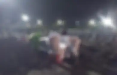 Pantas PPKM Level 4 Diperpanjang, Indonesia Kembali Pecahkan Rekor Dunia Kasus Kematian, Petugas Siang dan Malam Makamkan Jenazah Pasien, 'Harus Antre!'