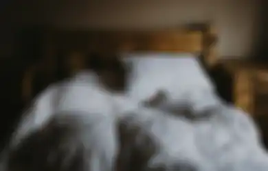 Ranjang Kayu dengan Kelambu Ternyata Bikin Gairah Cinta Cepat Menyala, Faktanya Bikin Melongo! 