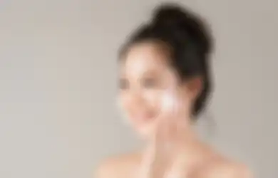 Bikin Wajah Bersih, 4 Gentle Cleanser Murah Cocok Untuk Kulit Sensitif
