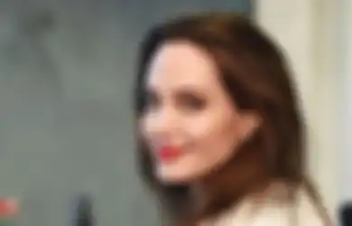Biodata Artis Angelina Jolie, Salah Satu Aktris yang Dinobatkan dengan Bayaran Tertinggi di Hollywood, Belum Lama Kepergok Dinner Bareng dengan Sosok Ini