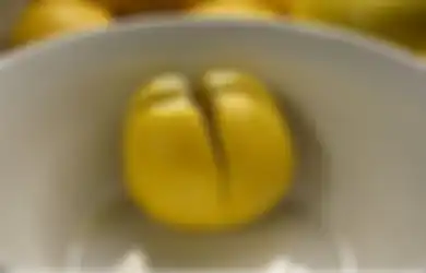 Beneran Bakal Nyesel Kalo Gak Pernah Mencobanya, Coba Iris Lemon dengan Wujud Seperti Ini Kemudian Letakkan di Samping Tempat Tidur Ada, Lihatlah Ini yang Akan Terjadi