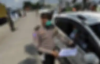 Edukasi Protokol Kesehatan Selama Pandemi Lebih Penting daripada Sanksi Pidana