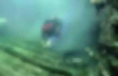 Arkeolog Temukan Kapal Kuno dan Tanah Pemakaman di Kota Bawah Laut di Mesir, Tenggelam Akibat ‘Dihajar’ Balok Raksasa dari Kuil Amun yang Terkenal