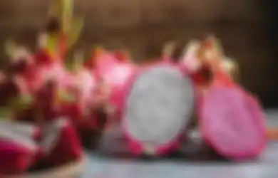 Waduh Dikira Sehat, 4 Penyakit ini Bakal Mengancam Kesehatanmu Jika Mengonsumsi Buah Naga Secara Berlebihan