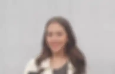 Dulu Ibunda Susah Payah Pasang Badan Demi Bela Adhisty Zara, Kini Sang Kakak Justru Angkat Tangan Usai Viralnya Ciuman Adiknya dengan Niko Al Hakim Sampai Singgung Hal ini